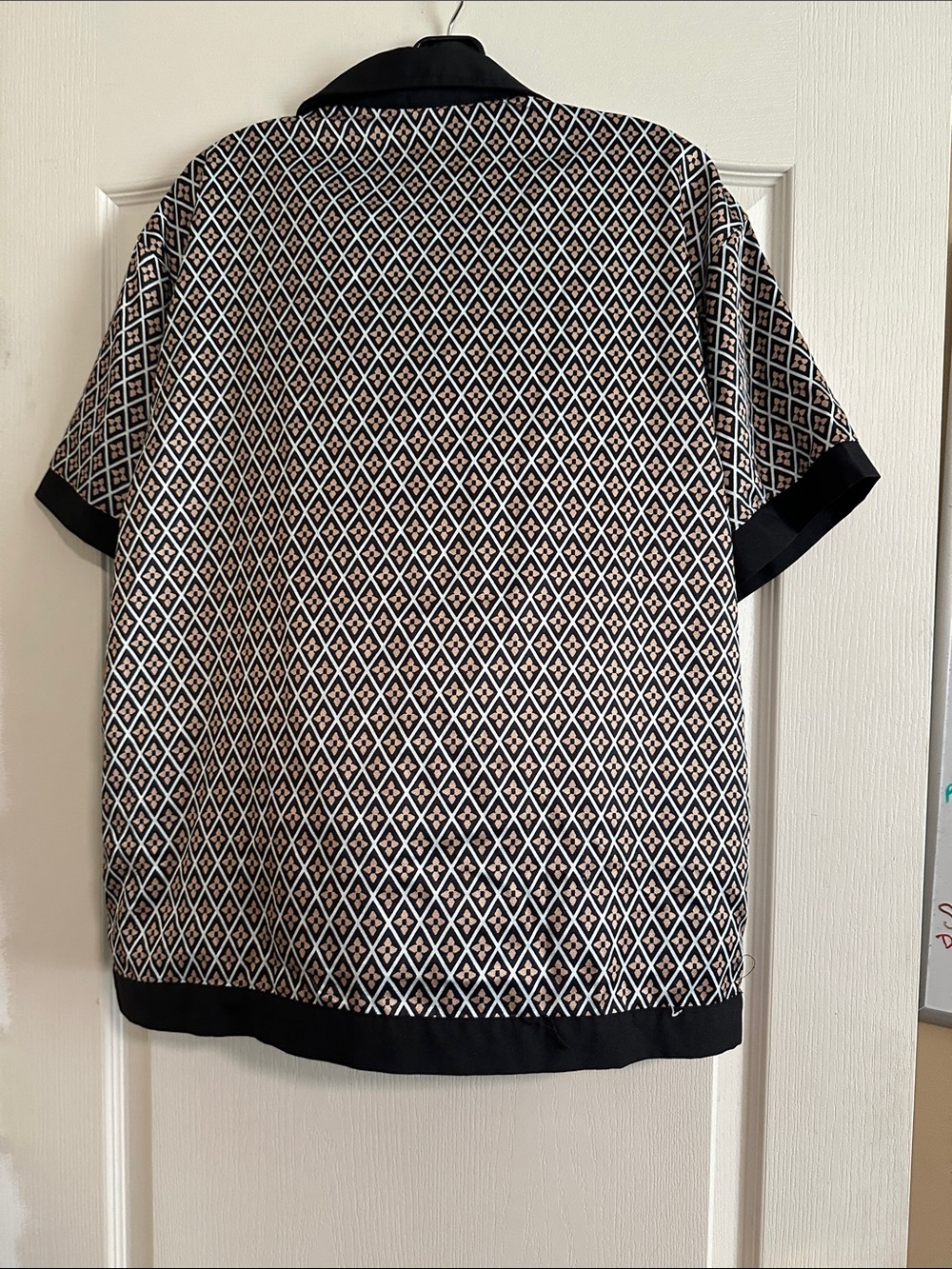 Men's Short-Sleeve Button-Down Shirt in Black & White Diamond Print M - Picture 5 of 5